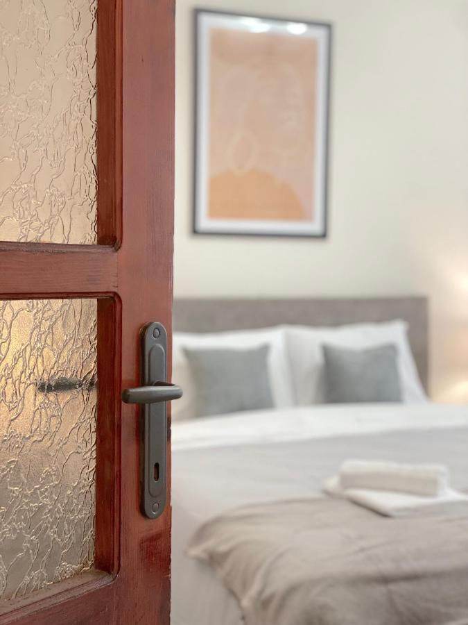 Top City Centre 1Br Apartment For 4 Guests & Fast Wifi Sofie Exteriér fotografie