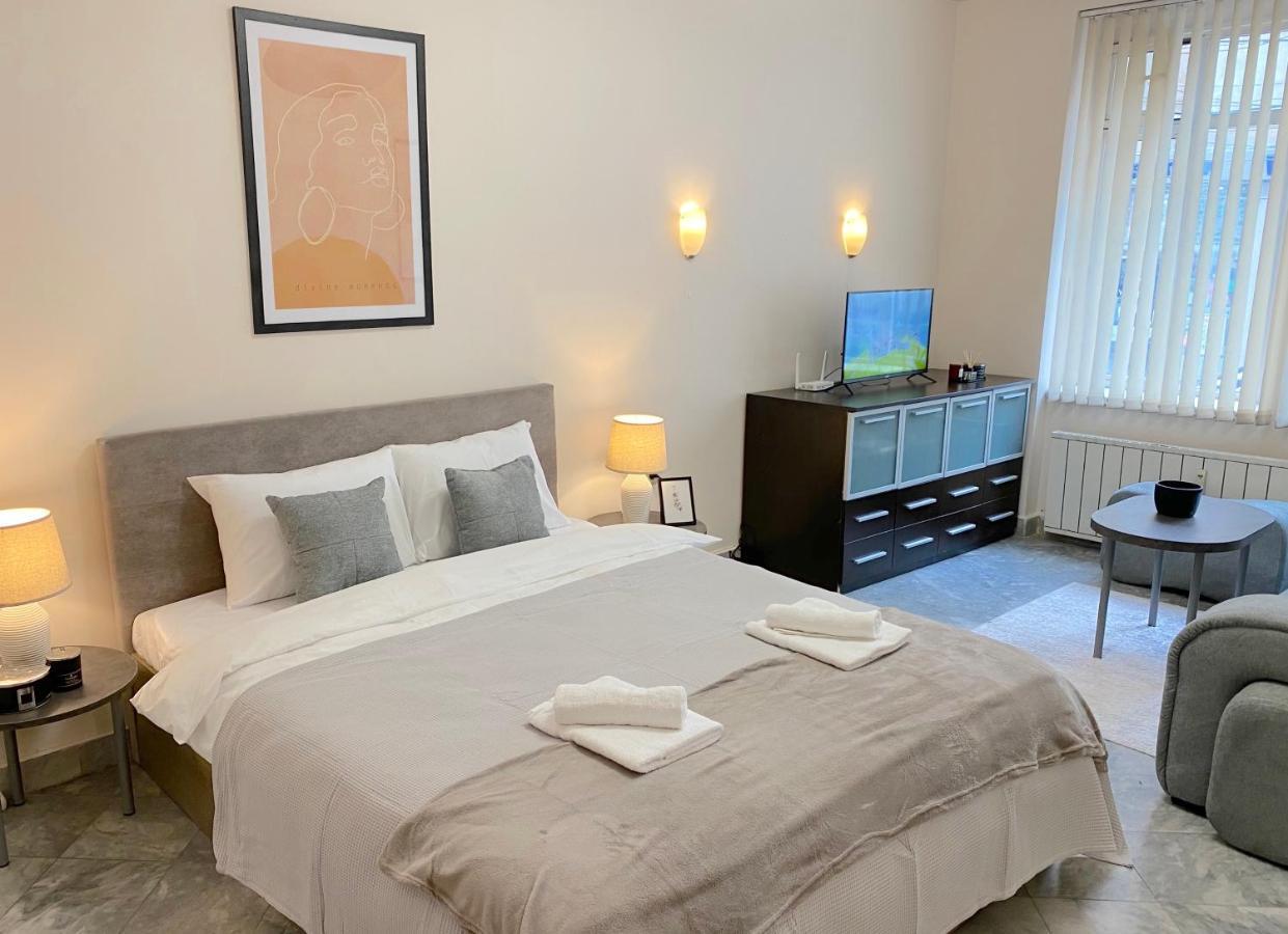 Top City Centre 1Br Apartment For 4 Guests & Fast Wifi Sofie Exteriér fotografie